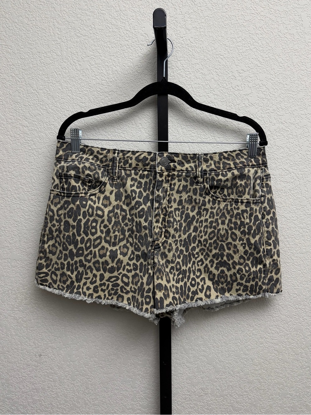 SO Favorite High Rise Shortie Leopard Print Denim Shorts - Beige/Black